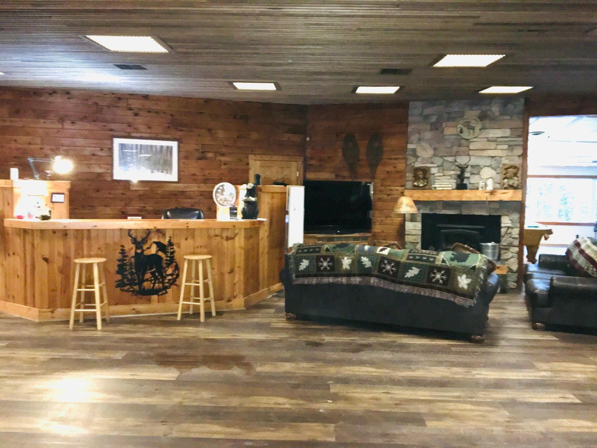 Hiawatha Lodge Inn Eagle River Exterior foto